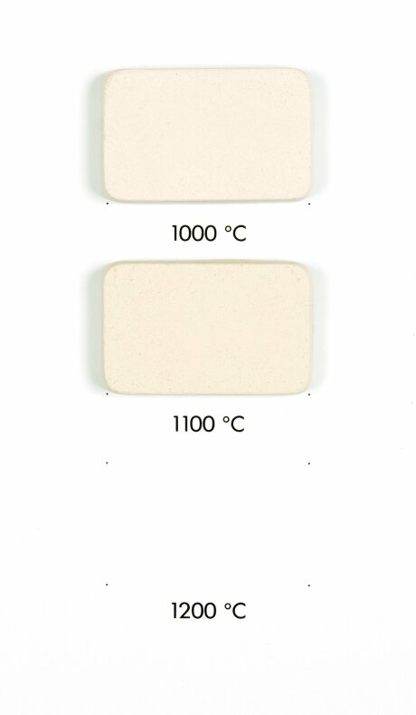 Lergodslera vit med chamotte/RAKU - 1000-1140�C - Vid frost se FAQ